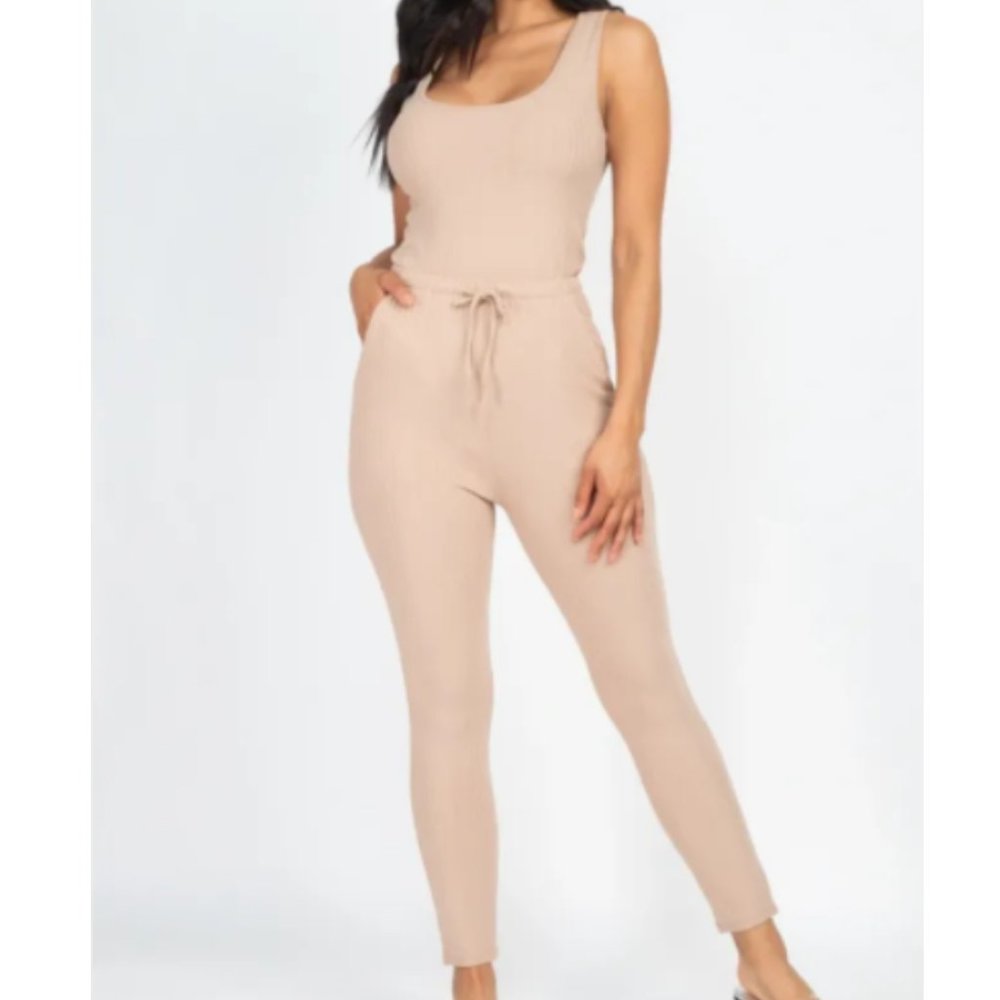NWT Taupe Sleeveless Scoop Neck Cropped Fitted drawstring Vacay Jumpsuit